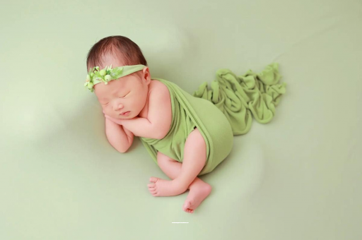 海口宝宝拍嗝吐奶 海口宝宝拍嗝吐奶